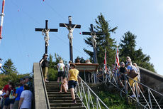 Sankt Crescentius on Tour in Ostheim und auf dem Kreuzberg (Foto: Karl-Franz Thiede)